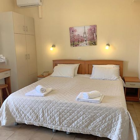 Dionysios Studios Skala  المظهر الخارجي الصورة