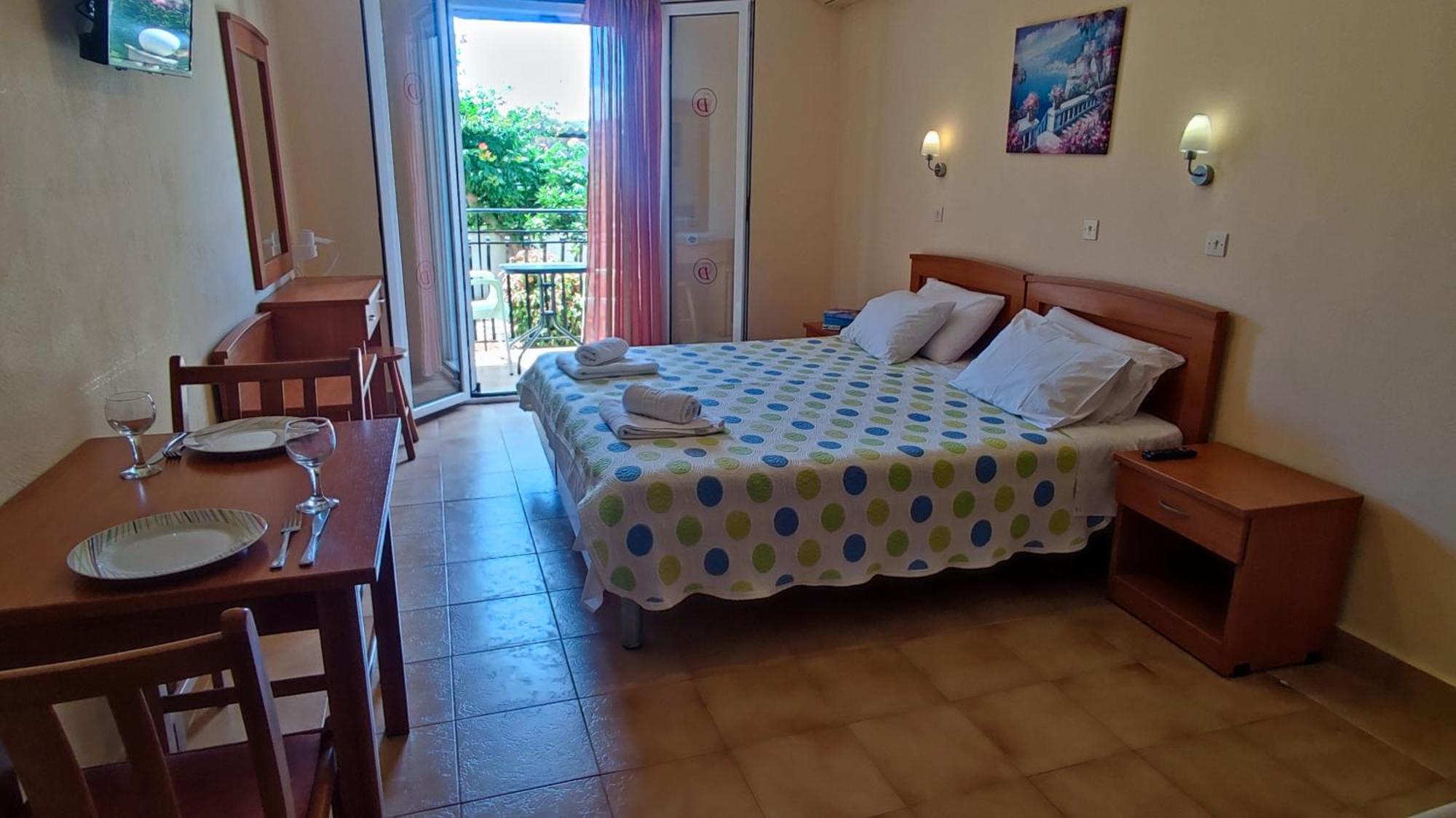 Dionysios Studios Skala  المظهر الخارجي الصورة